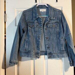 Veveret denim jacket